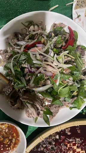 Bò tái chanh